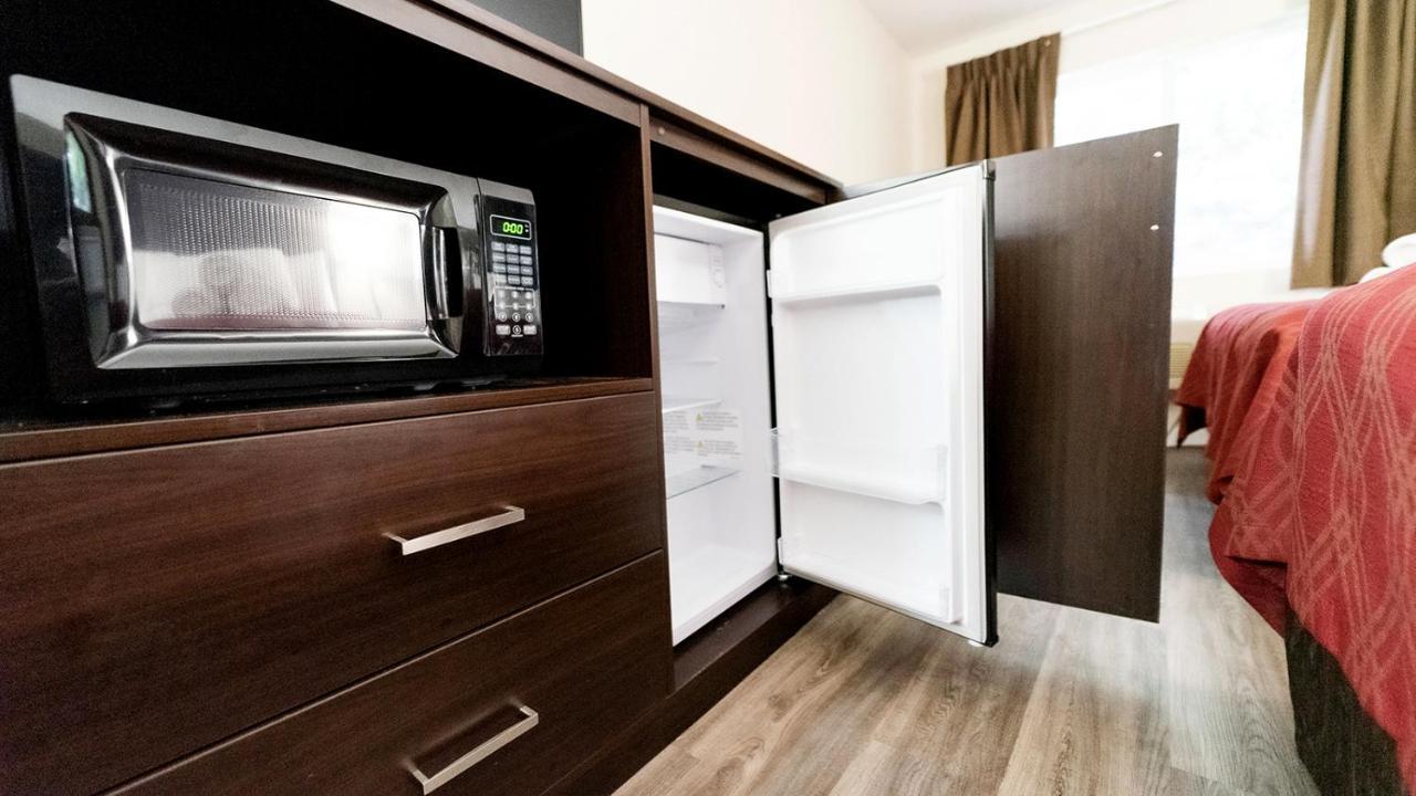 סקווים Ocean Star Inn מראה חיצוני תמונה